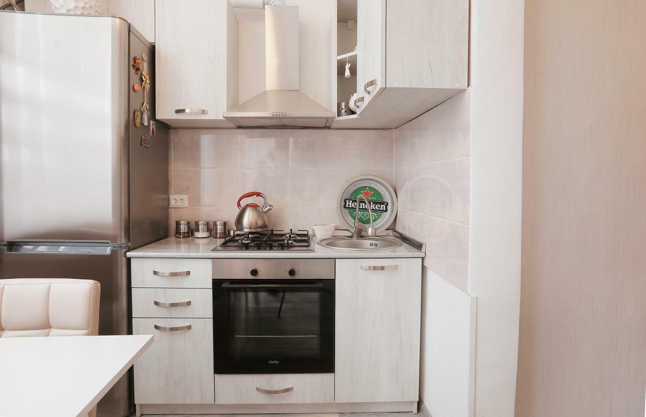 L&L Apartment Tbilisi Bagian luar foto